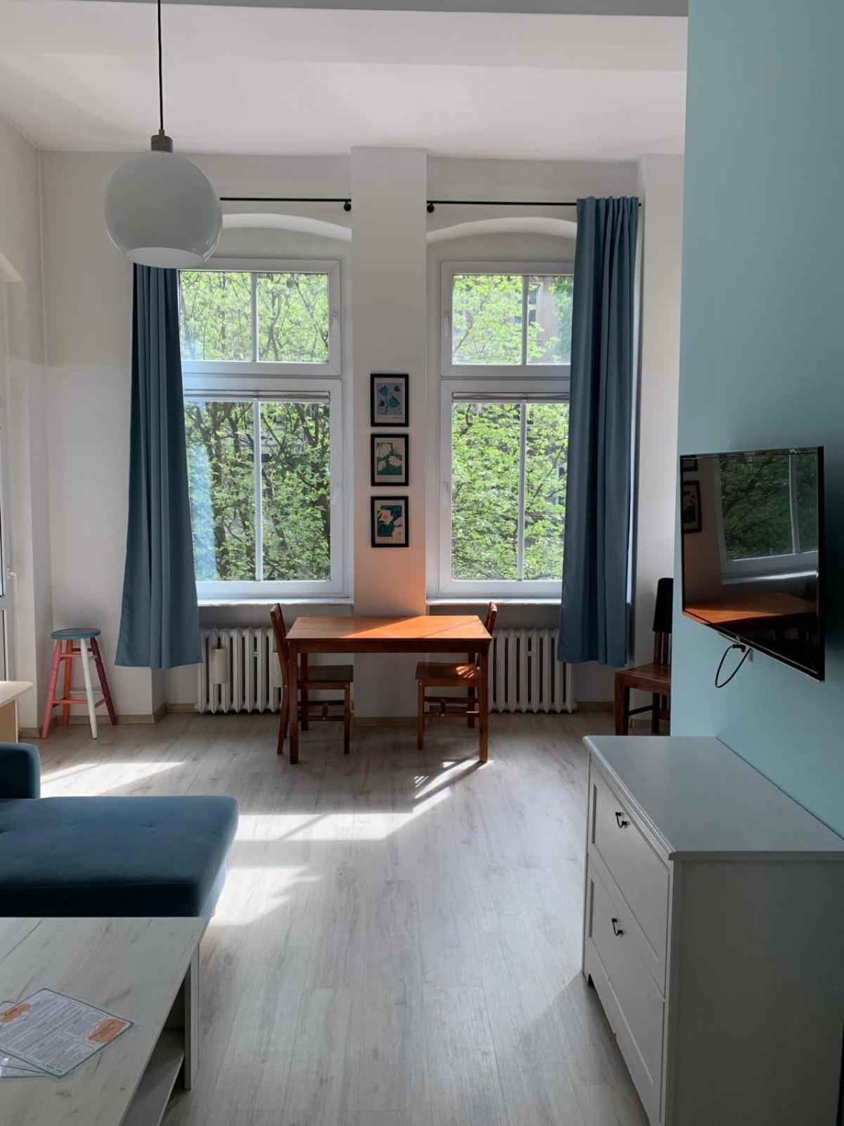 שצ'צ'ין Bright And Spacious Apartment מראה חיצוני תמונה