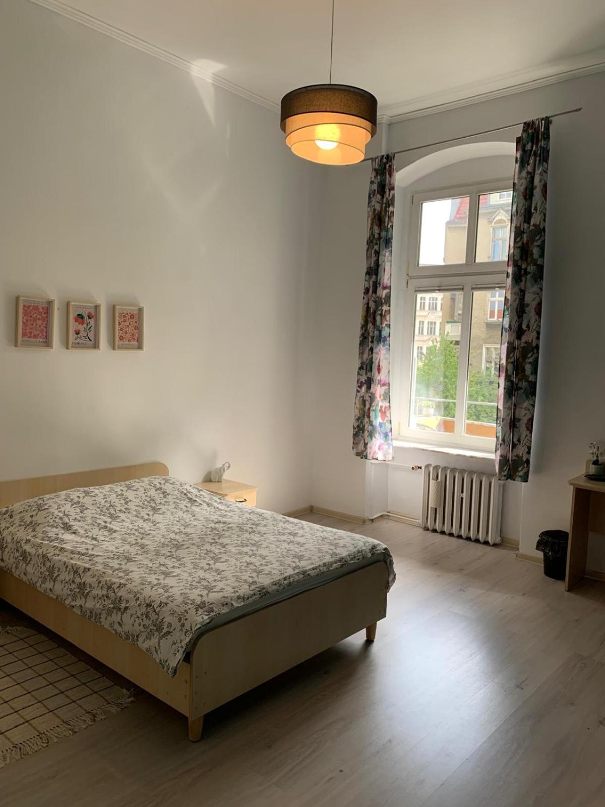 שצ'צ'ין Bright And Spacious Apartment מראה חיצוני תמונה