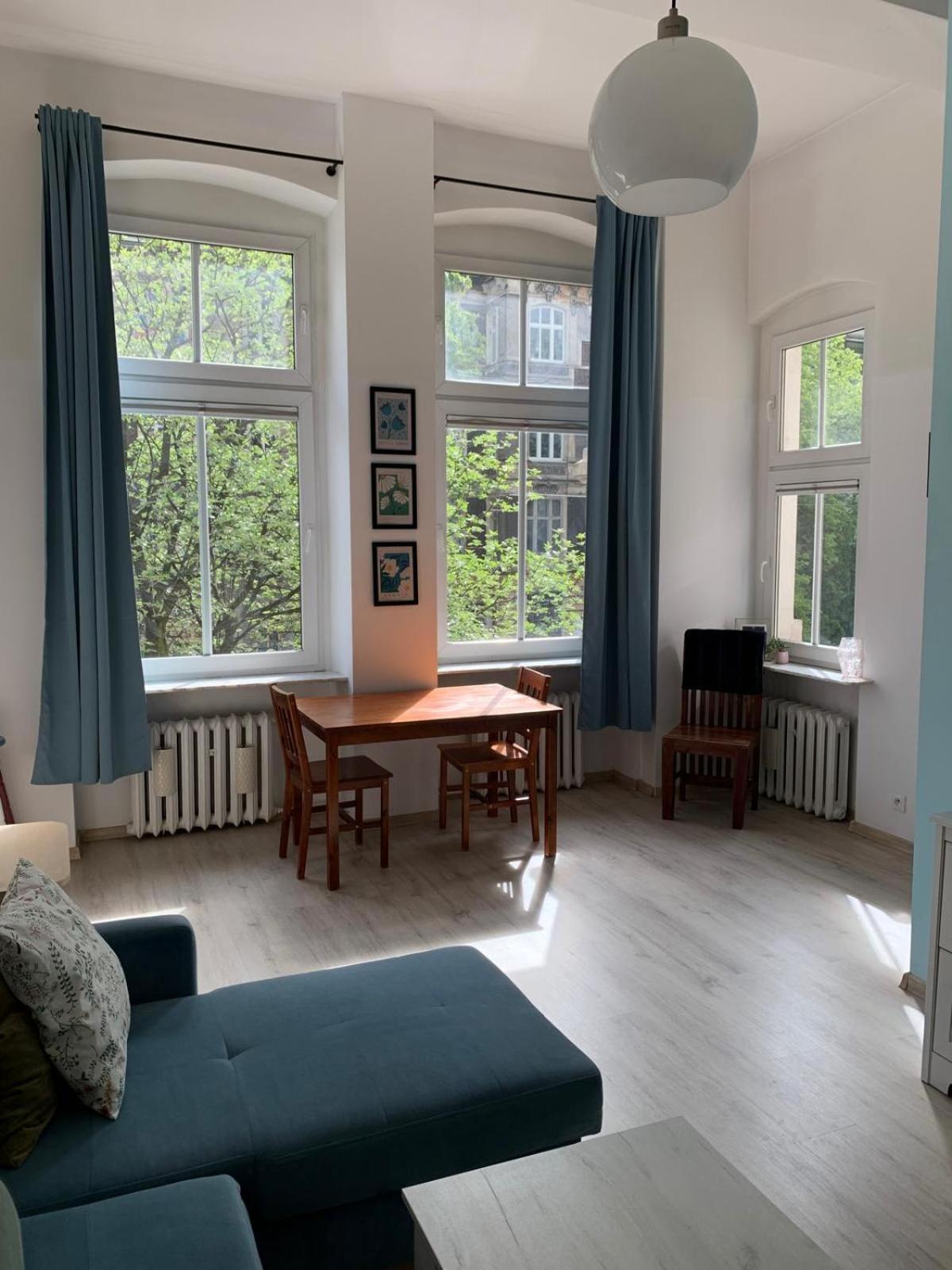 שצ'צ'ין Bright And Spacious Apartment מראה חיצוני תמונה